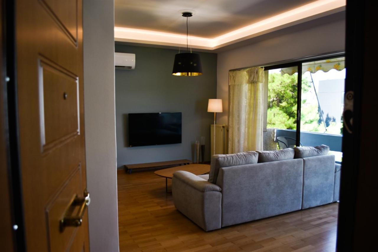 Βright Walled Designed Apt In Glyfada Center Athen Eksteriør billede