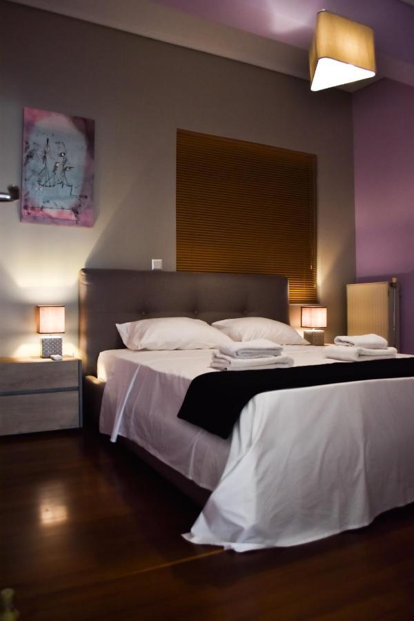 Βright Walled Designed Apt In Glyfada Center Athen Eksteriør billede